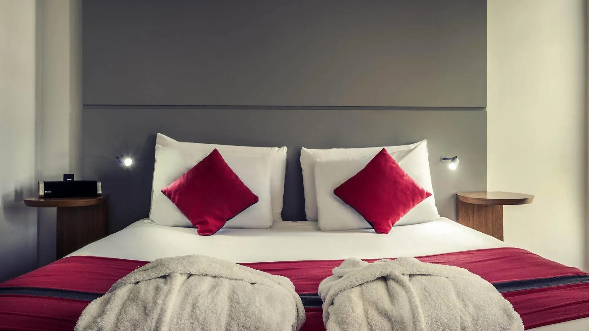 Mercure Paris Arc De Triomphe Etoile Hotel