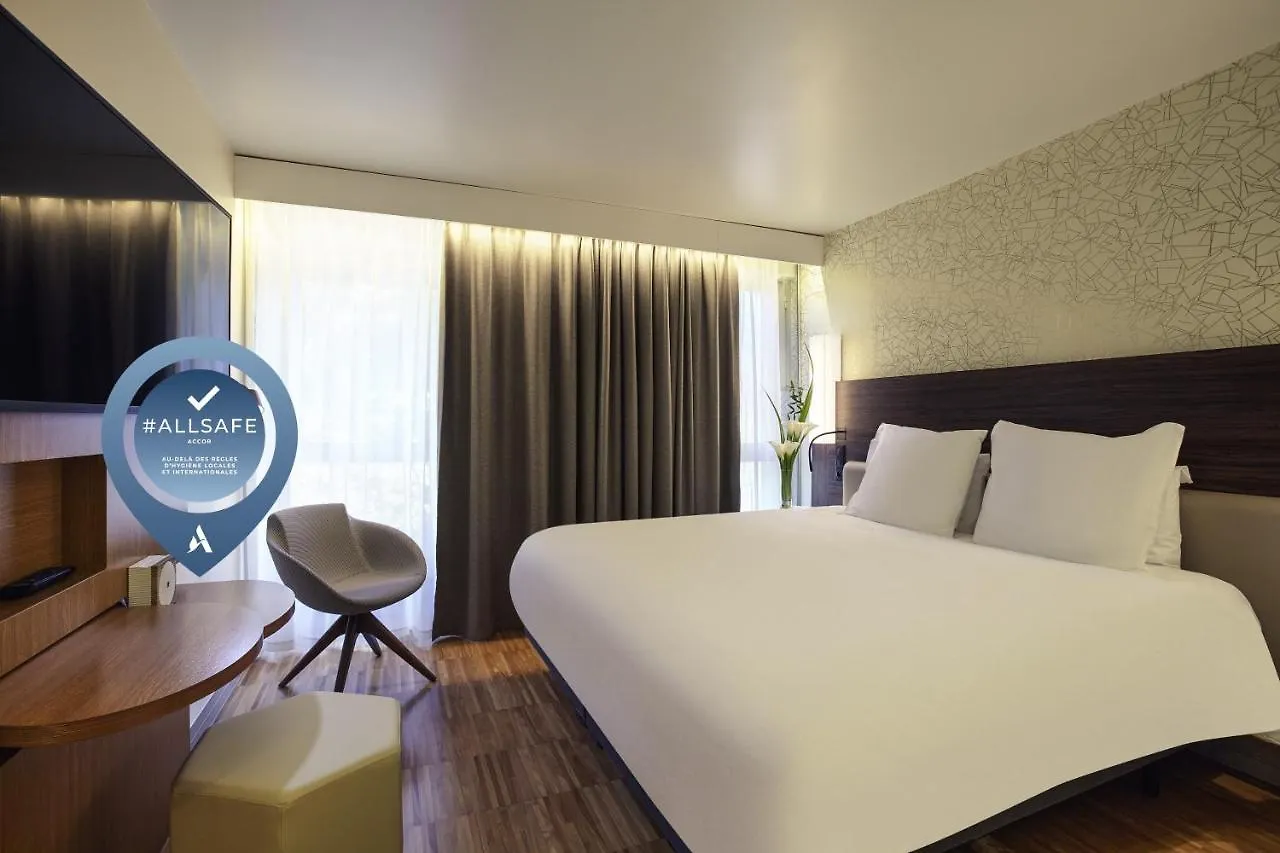 Mercure Paris Arc De Triomphe Etoile