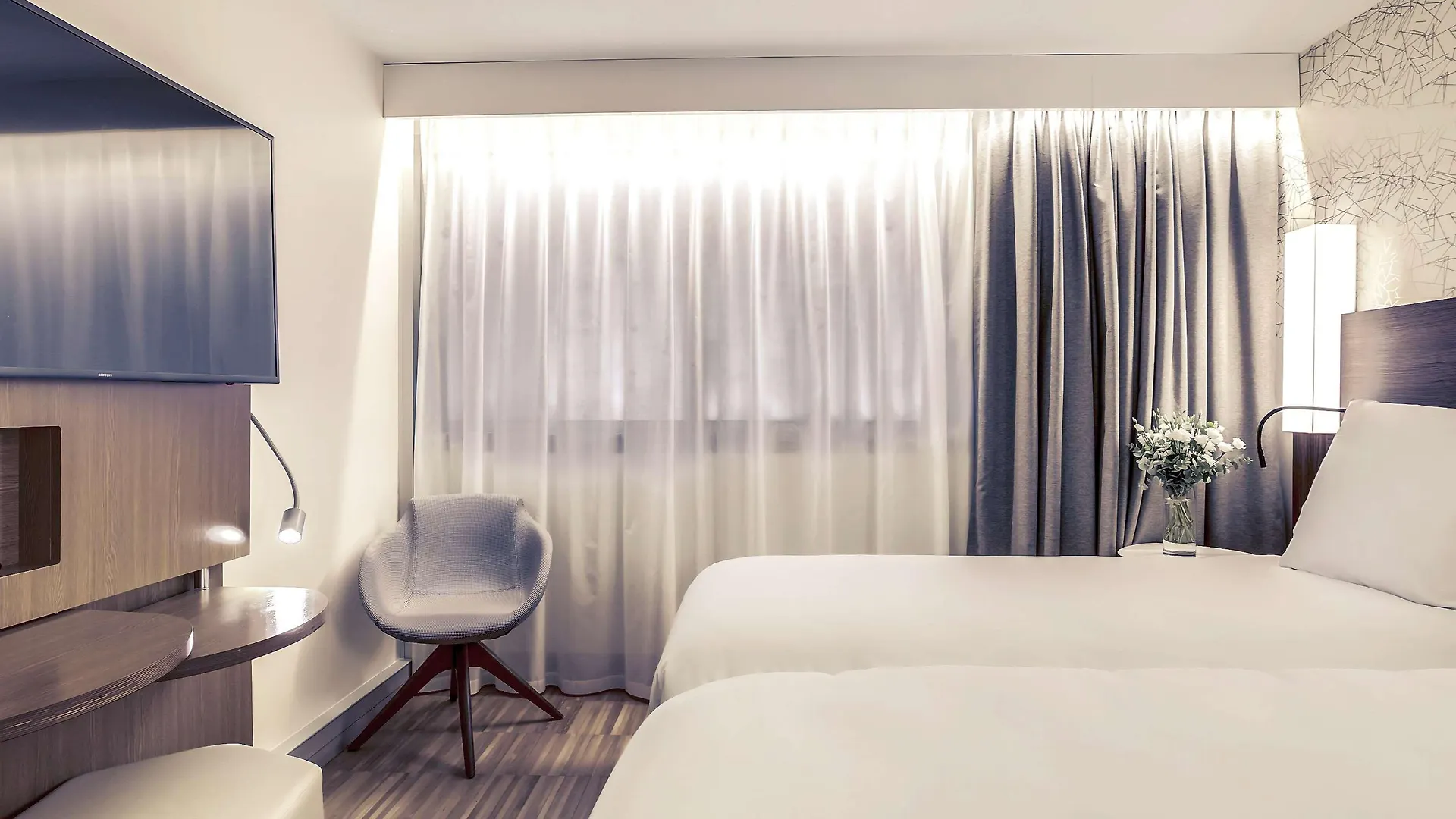 Mercure Paris Arc De Triomphe Etoile Hotel