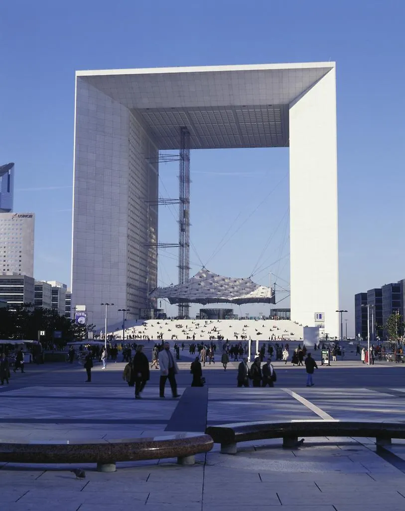 Mercure Paris Arc De Triomphe Etoile 4*,