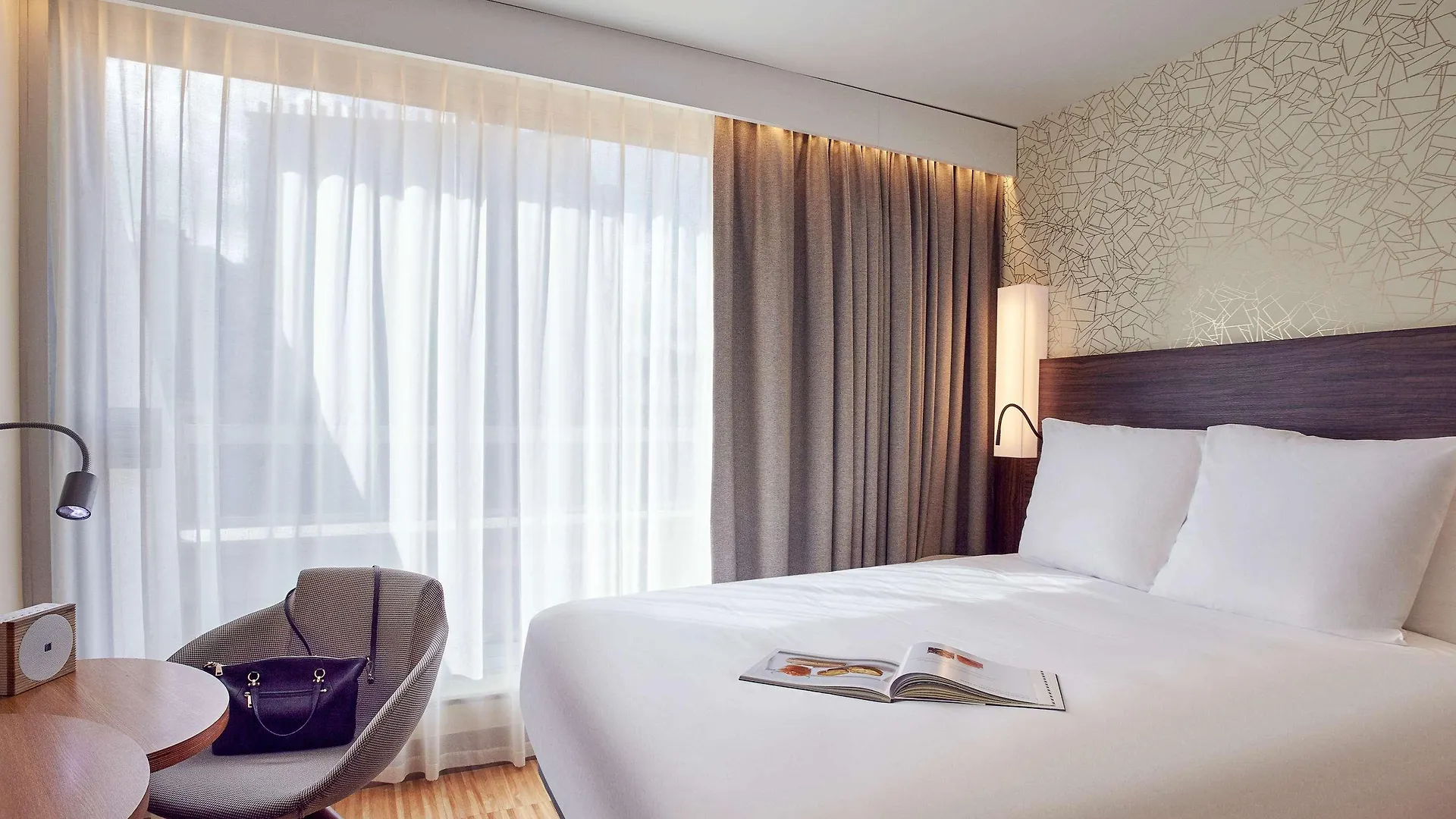 Mercure Paris Arc De Triomphe Etoile מלון