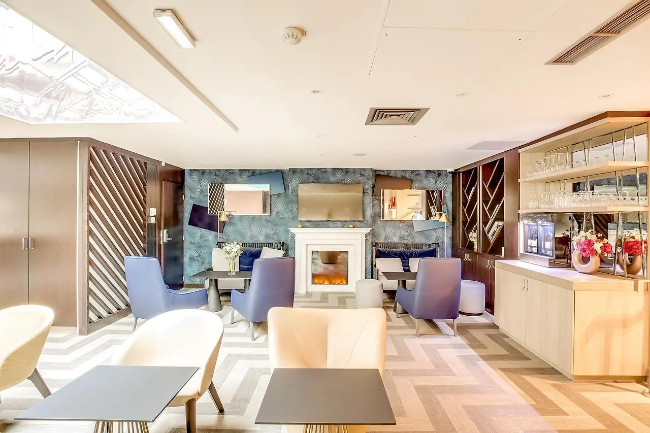 Mercure Paris Arc De Triomphe Etoile 4*,  צרפת