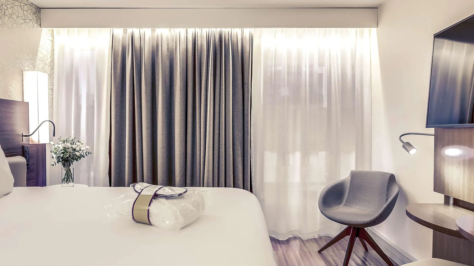 Mercure Paris Arc De Triomphe Etoile