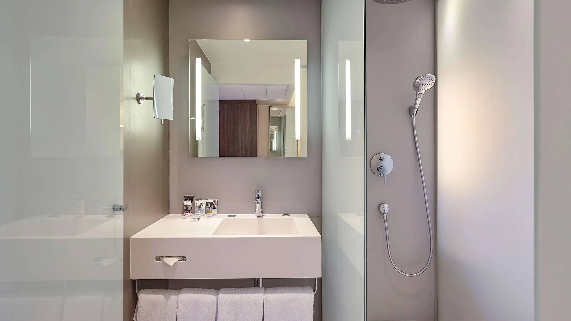Mercure Paris Arc De Triomphe Etoile Hotel