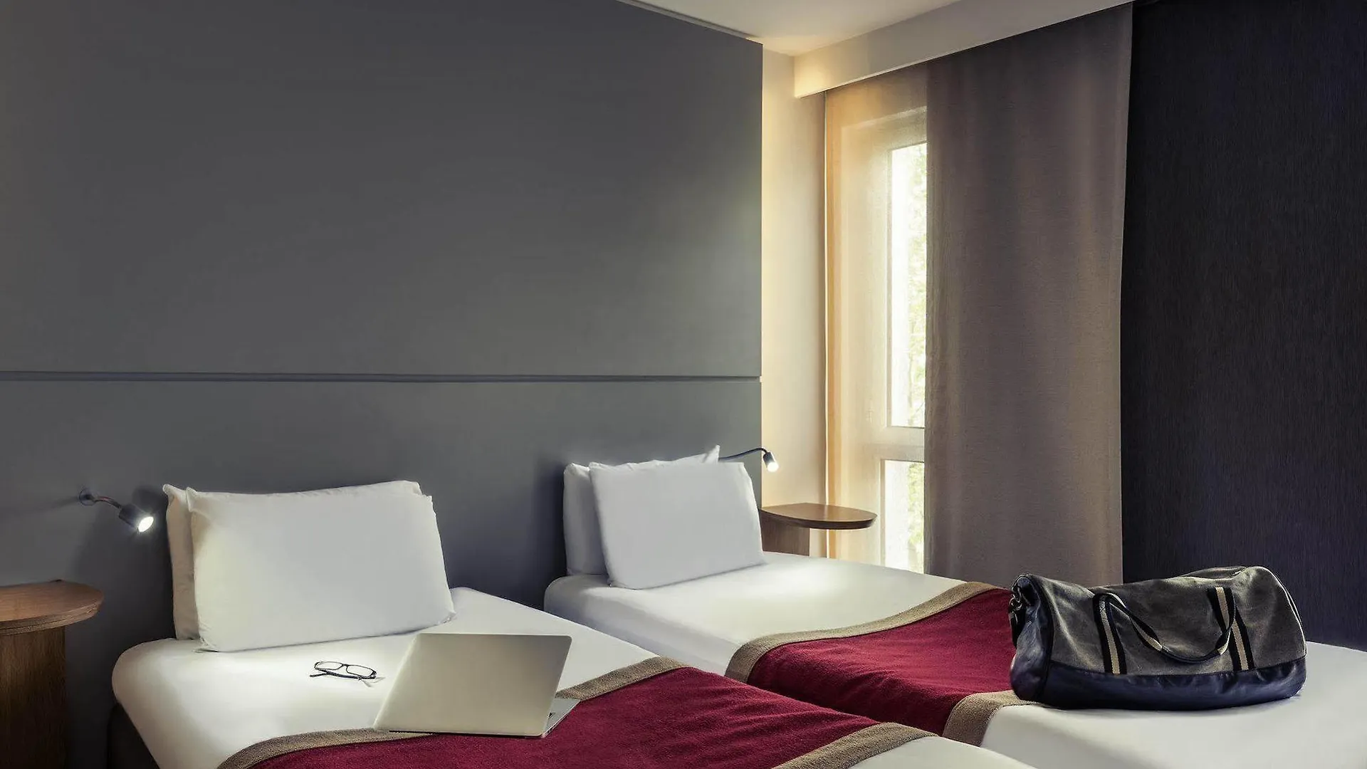 Mercure Paris Arc De Triomphe Etoile Hotel