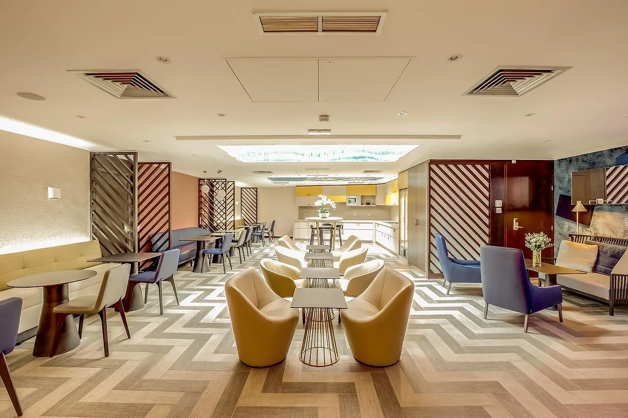 Mercure Paris Arc De Triomphe Etoile